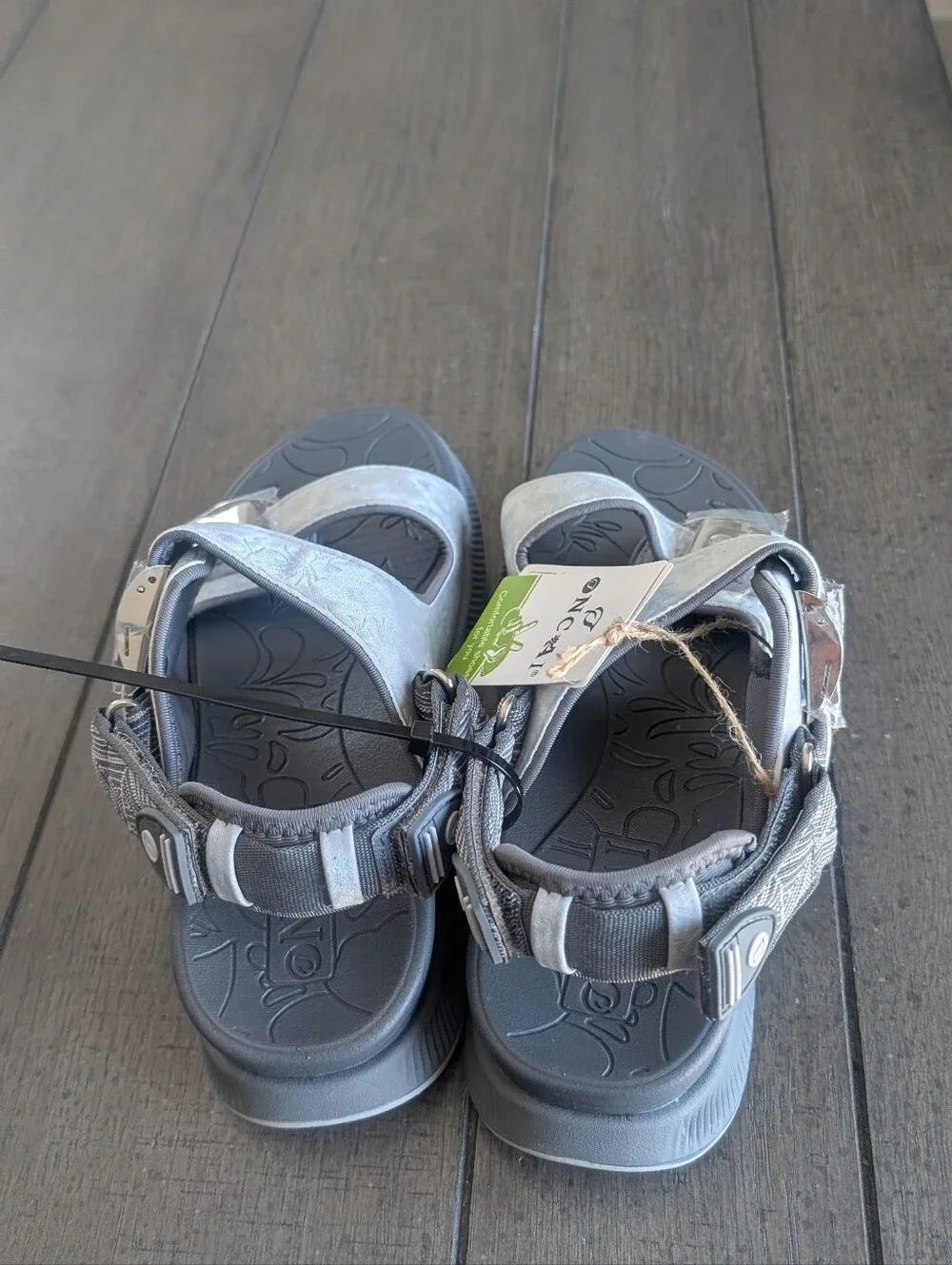 Women's Gray Adjustable Sandals - Comfort Straps